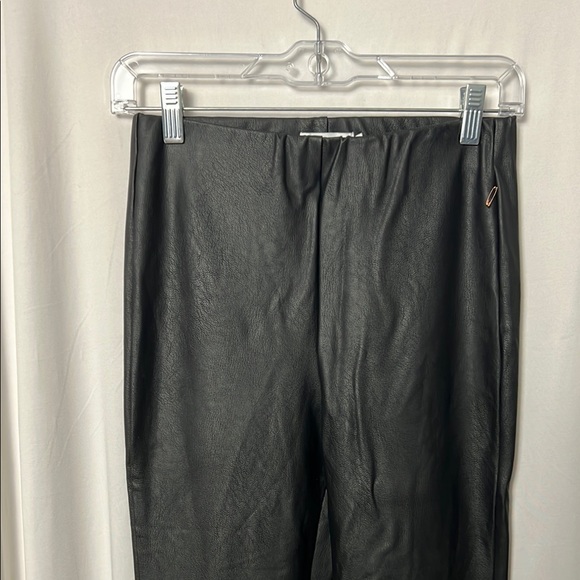 Good American Black Better Than Leather Faux Leather Leggings Size 2 - Picture 4 of 9
